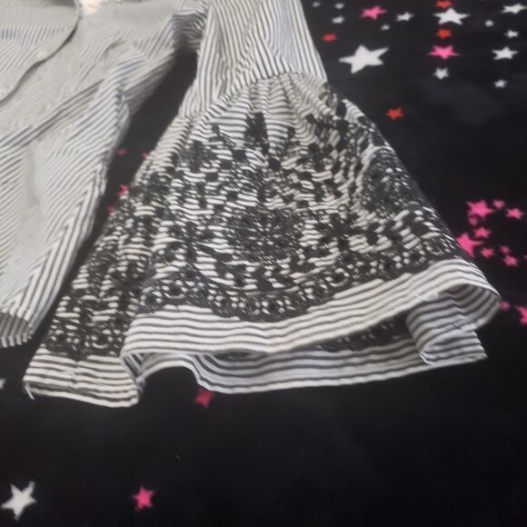 Small CALVIN KLEIN Bell Embroidered Sleeves Blouse - Picture 7 of 7